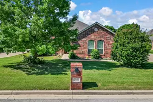 2033 Mason Pond Dr, Weatherford, TX 76085 - Photo 2