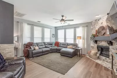 2745 Sunlight Drive, Little Elm, TX 75068 - Photo 16