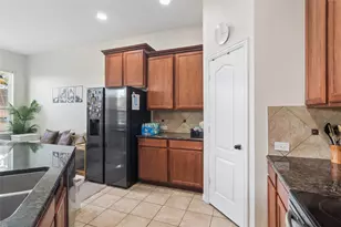 3861 Marcillia Cir, Irving, TX 75038 - Photo 8