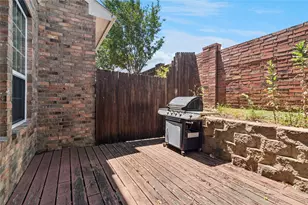 3861 Marcillia Cir, Irving, TX 75038 - Photo 24