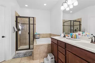3861 Marcillia Cir, Irving, TX 75038 - Photo 16