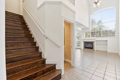 4106 Oberlin Way, Addison, TX 75001 - Photo 2
