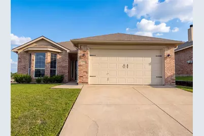 10001 Blue Bell Drive, Fort Worth, TX 76108 - Photo 1