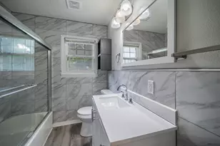 1155 Greenbrier Dr, River Oaks, TX 76114 - Photo 10