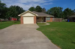 300 Church St, Collinsville, TX 76233 - Photo 1