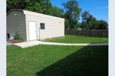 300 Church Street, Collinsville, TX 76233 - Photo 28