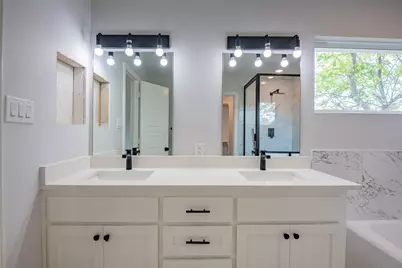 2318 Bennington Drive, Arlington, TX 76018 - Photo 12