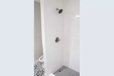 728 Cory Street, Grapevine, TX 76051 - Photo 10