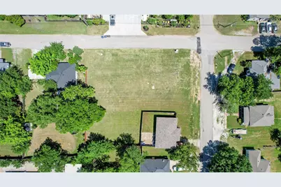312 E Beech Street, Celina, TX 75009 - Photo 2