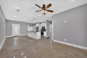 707 E Woodard St, Denison, TX 75021 - Photo 4