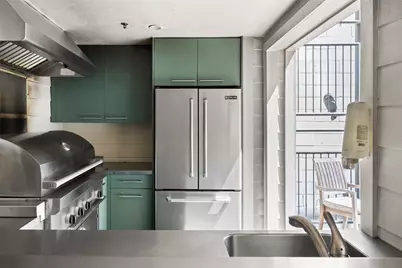 411 W 7th Street #806, Fort Worth, TX 76102 - Photo 32