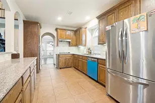 222 Rose Garden Way, Red Oak, TX 75154 - Photo 4