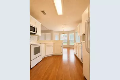 4806 Shadyway Drive, Arlington, TX 76018 - Photo 6