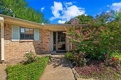 4709 Wood Springs Court, Arlington, TX 76017 - Photo 2