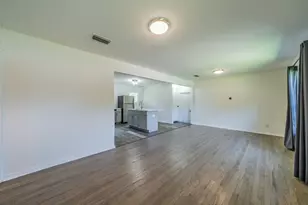 11528 Sinclair Ave, Dallas, TX 75218 - Photo 2