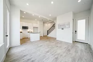 8107 Calhoun Rd, Houston, TX 77033 - Photo 2