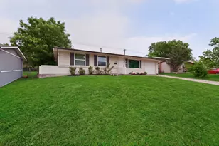1901 Burke Dr, Garland, TX 75040 - Photo 6