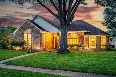 2117 Rolling Oak Lane, Garland, TX 75044 - Photo 2