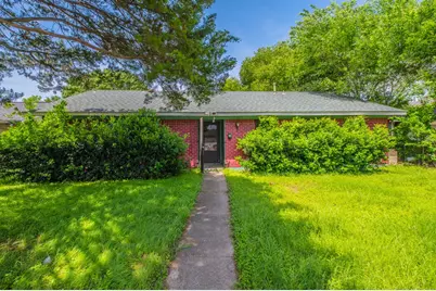 10431 Kinslow Drive, Dallas, TX 75217 - Photo 1