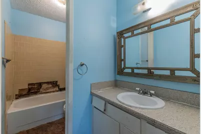 10431 Kinslow Drive, Dallas, TX 75217 - Photo 20