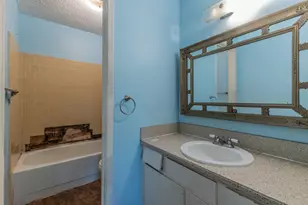 10431 Kinslow Dr, Dallas, TX 75217 - Photo 20