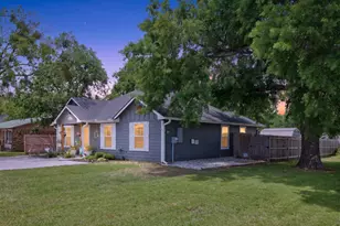 617 N Jordan St, Whitesboro, TX 76273 - Photo 2