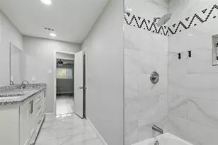 1508 Grantland Cir, Fort Worth, TX 76112 - Photo 22