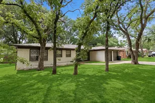 1508 Grantland Cir, Fort Worth, TX 76112 - Photo 1