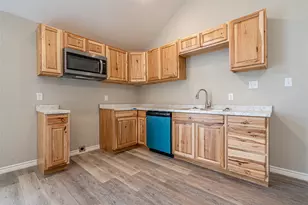 329 Vine St, Dublin, TX 76446 - Photo 10