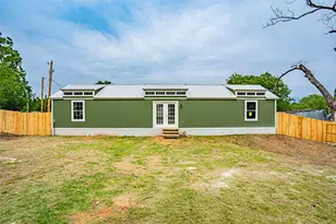 329 Vine St, Dublin, TX 76446 - Photo 1