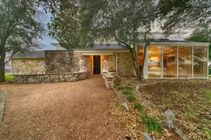 10827 St John Rd, Pilot Point, TX 76258 - Photo 4