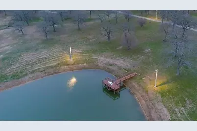 10827 Saint John Road, Pilot Point, TX 76258 - Photo 38