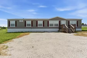 303 Mesa Rdg, Decatur, TX 76234 - Photo 2
