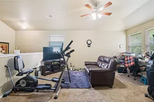 727 Lentisco Dr, Lancaster, TX 75146 - Photo 18