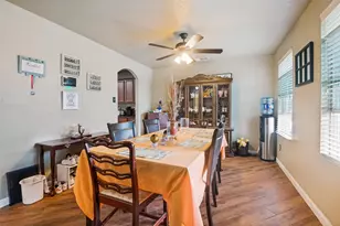 727 Lentisco Dr, Lancaster, TX 75146 - Photo 8