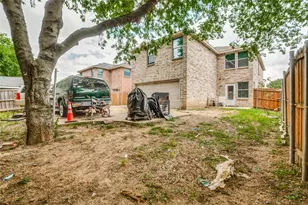 727 Lentisco Dr, Lancaster, TX 75146 - Photo 26