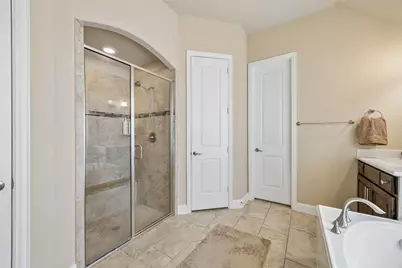 804 Duckett Drive, Euless, TX 76039 - Photo 14