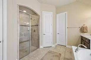 804 Duckett Dr, Euless, TX 76039 - Photo 14