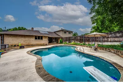 947 Rock Canyon Drive, Duncanville, TX 75137 - Photo 2