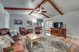 947 Rock Canyon Dr, Duncanville, TX 75137 - Photo 8