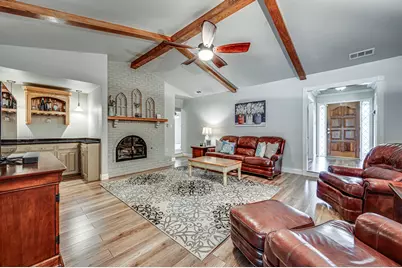 947 Rock Canyon Drive, Duncanville, TX 75137 - Photo 4