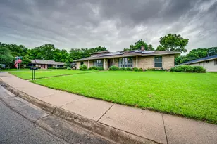 947 Rock Canyon Dr, Duncanville, TX 75137 - Photo 36