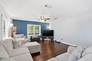 208 W Couts St, Weatherford, TX 76086 - Photo 12