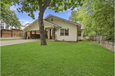 208 W Couts Street, Weatherford, TX 76086 - Photo 2