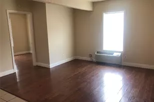 312 W Rentz, Weatherford, TX 76086 - Photo 2