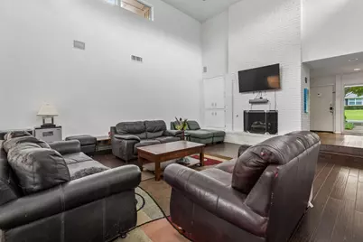 6725 Caulfield Drive, Dallas, TX 75248 - Photo 6