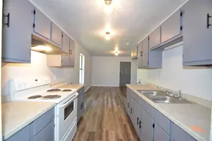 501 15th St, Honey Grove, TX 75446 - Photo 2