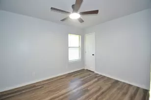 501 15th St, Honey Grove, TX 75446 - Photo 8