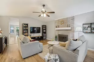 1021 E Peters Colony Rd, Carrollton, TX 75007 - Photo 4