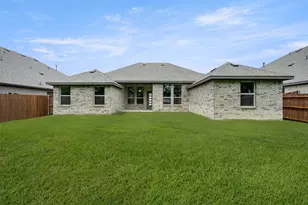 1076 Foxtail Dr, Justin, TX 76247 - Photo 26